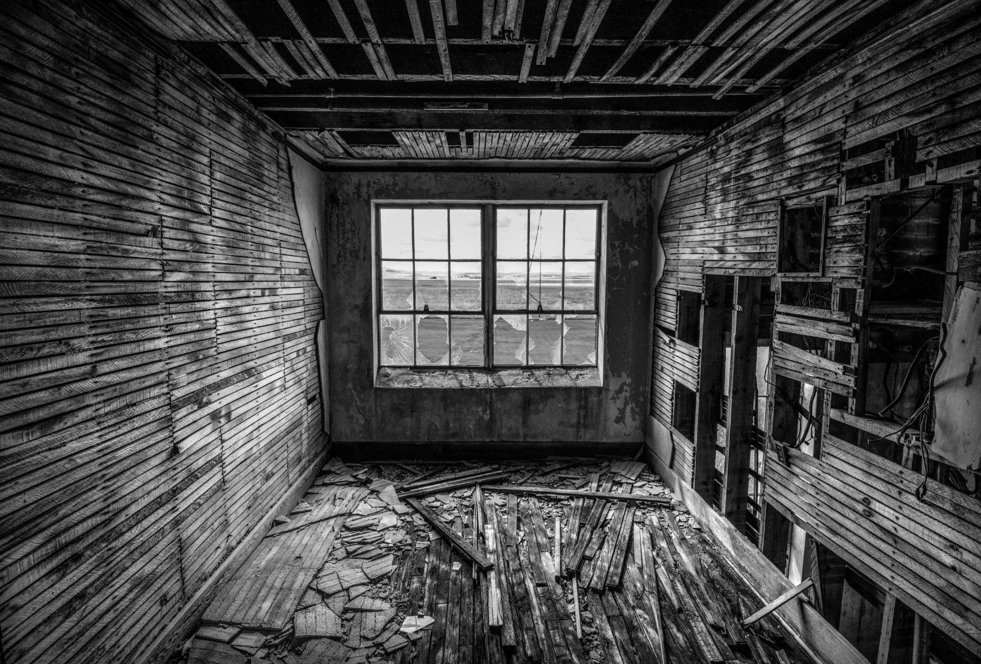 Abandoned Building Nevada Paul Gallagher aspect2i