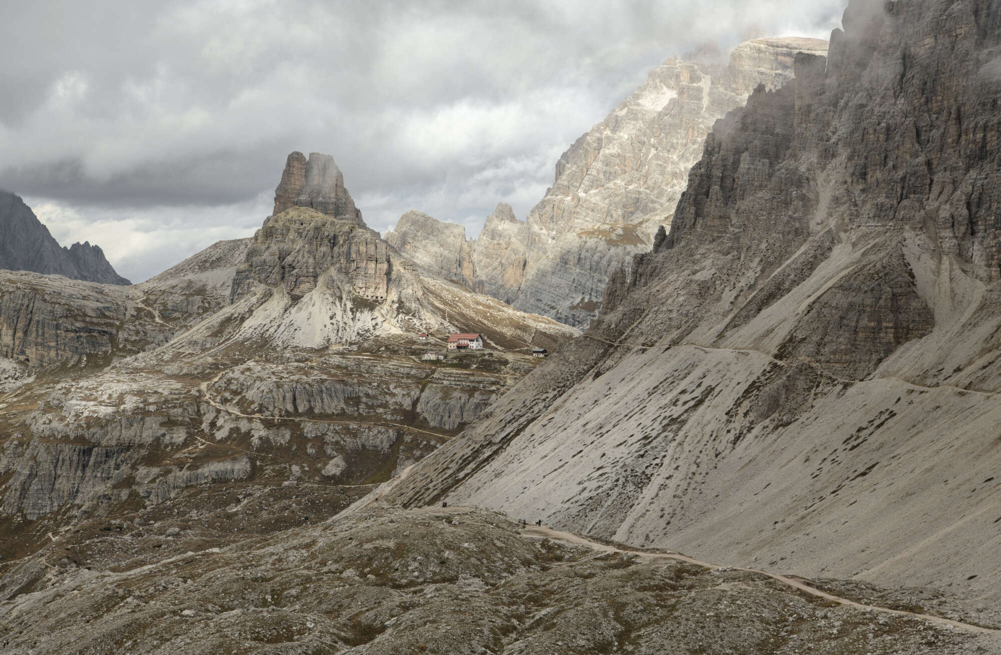 Italian Dolomotes by Michael Pilkington aspect2i