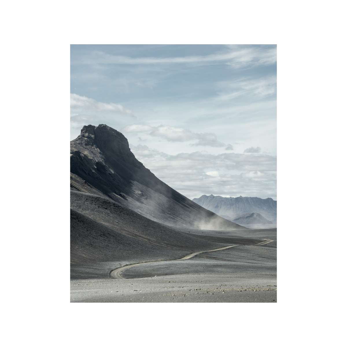 Highlands of Iceland - Mountain View 6
