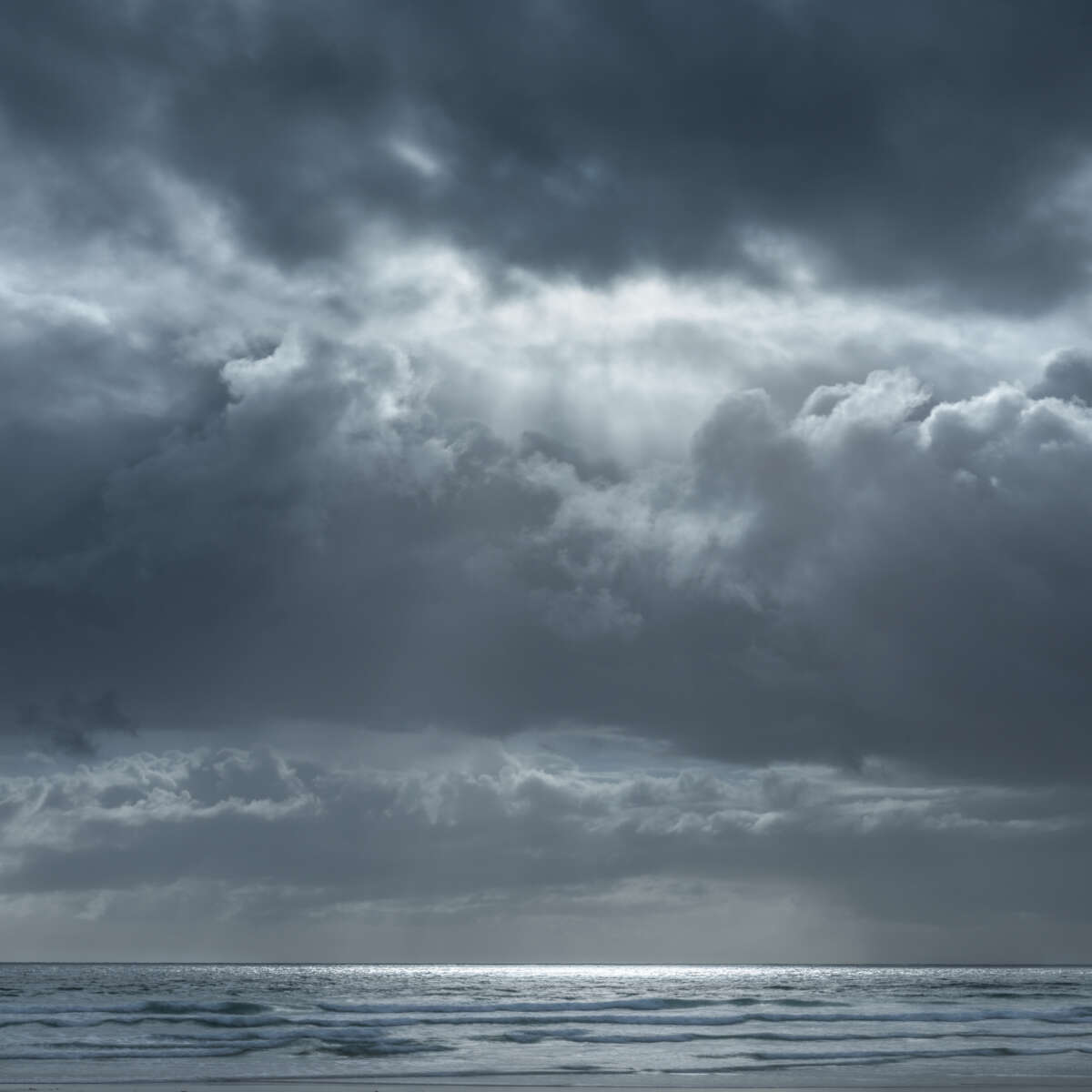 Apporaching Storm  by Paul Gallagher aspect2i